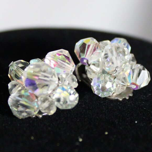 Vintage Aurora Borealis Crystal Clip On Earrings - Picture 2 of 8